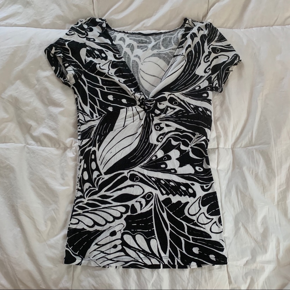 Express Sexy Basic Tee Size Large